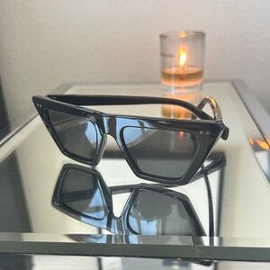 Chunky Cat Eye Black Sunglasses